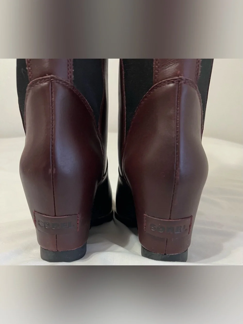 NWOB SOREL Fiona Lux Burgundy Leather Over-the-Knee Wedge Boots Size 8